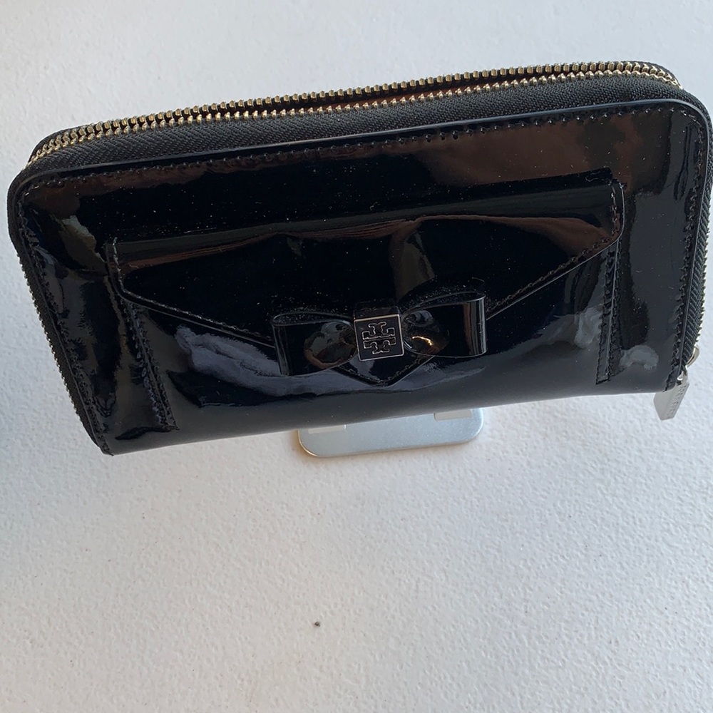 Tory Burch Patent Leather Black Wallet